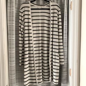GAP striped gray and white cardigan with pockets